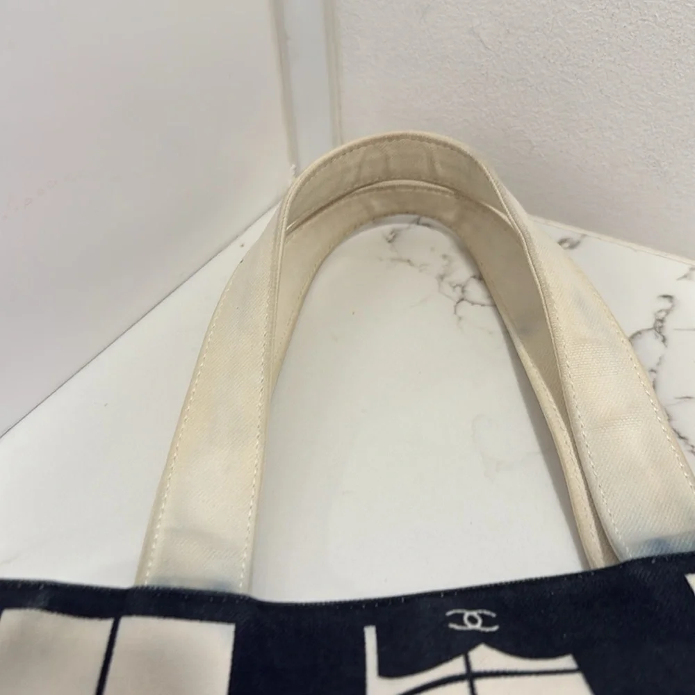 Chanel Windows Tote Bag - Picture 7 of 13